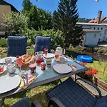 Urlaubsmagie - Ferienwohnung Malerblick - Sauna & Saisonaler Pool Apartment Sebnitz