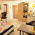 Urlaubsmagie - Ferienwohnung Malerblick - Sauna & Saisonaler Pool * Sebnitz