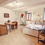Urlaubsmagie - Malerblick - Sauna & Saisonaler Pool Апартаменты Зебниц