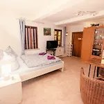 Urlaubsmagie - Malerblick - Sauna & Saisonaler Pool Апартаменты